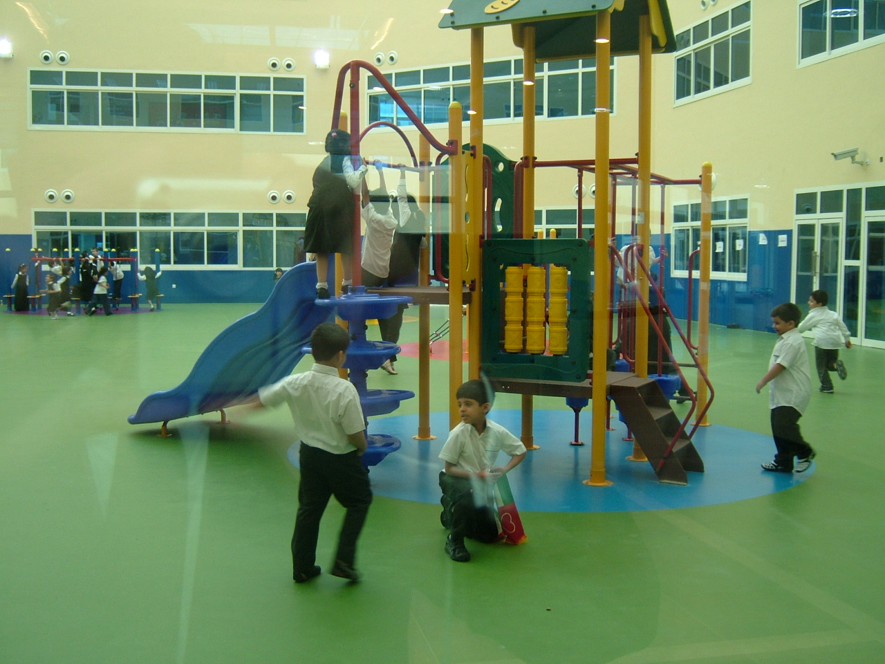 SeekTeachers - Emirates National School (Abu Dhabi Campus) (2).JPG  